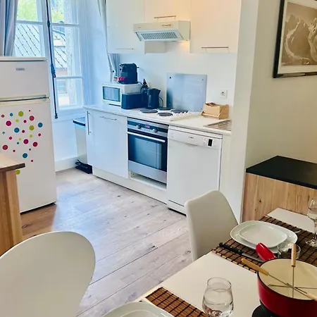 Lovely Flat & Parking In The Heart Of Apartamento *