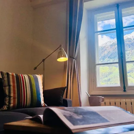 Lovely Flat & Parking In The Heart Of