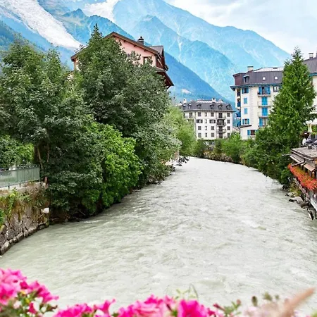 Lägenhet Lovely Flat & Parking In The Heart Of Chamonix