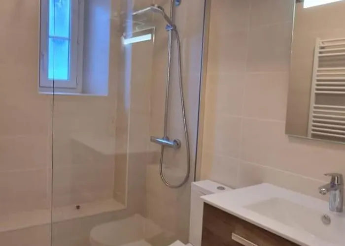 Charming Family Nest In The Heart Of